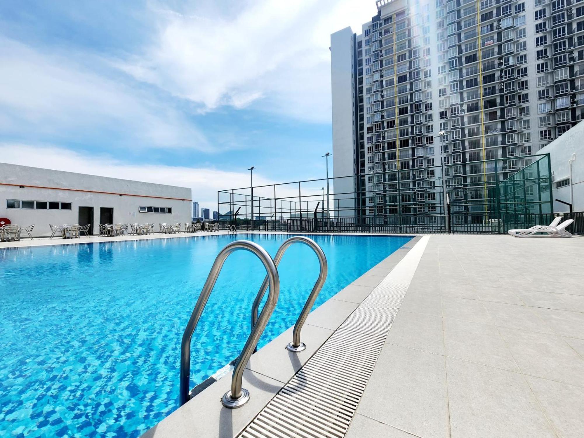 Malacca Spacious 3Bedroom Wifi Carpark Exterior photo